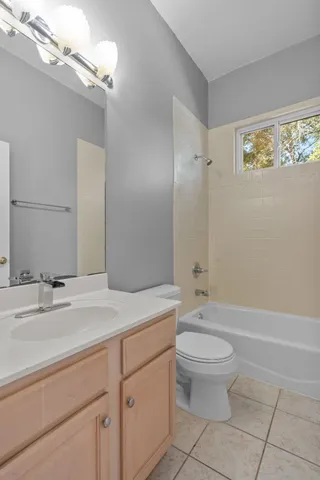 $999,900 | 8846 Glen Abby Drive, Tallahassee, FL 32312