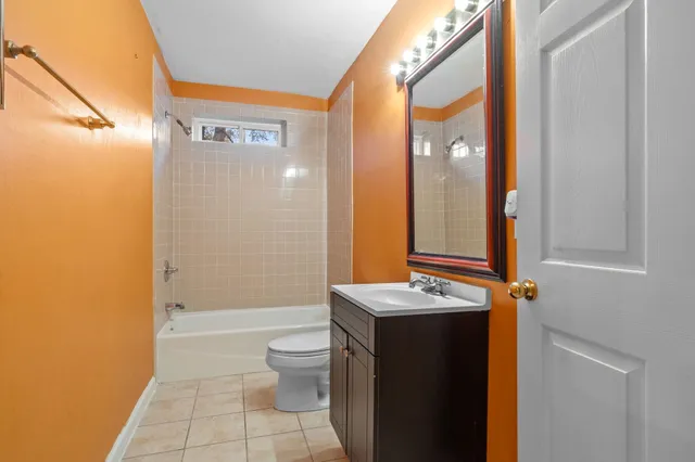 $999,900 | 8846 Glen Abby Drive, Tallahassee, FL 32312