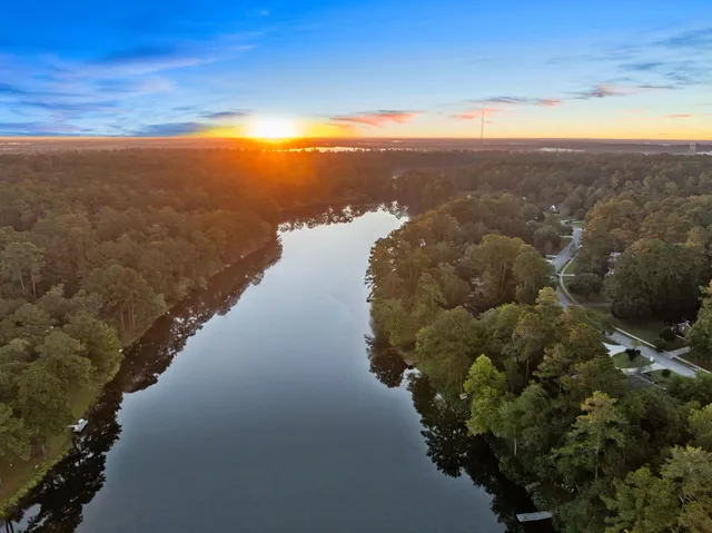 $999,900 | 8846 Glen Abby Drive, Tallahassee, FL 32312