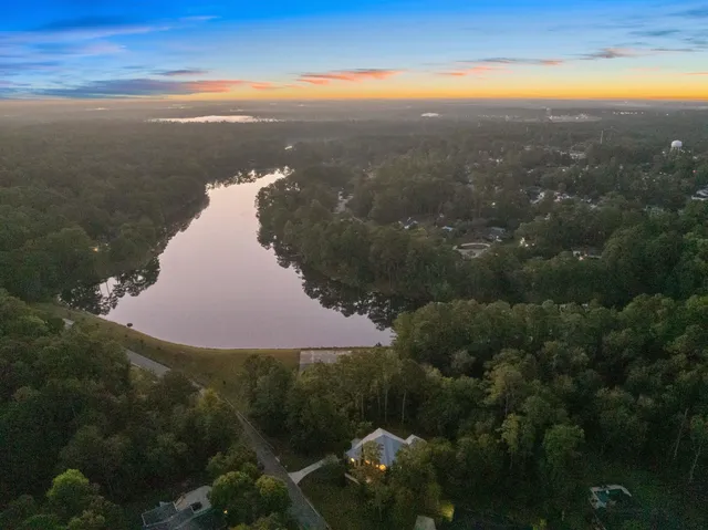 $999,900 | 8846 Glen Abby Drive, Tallahassee, FL 32312