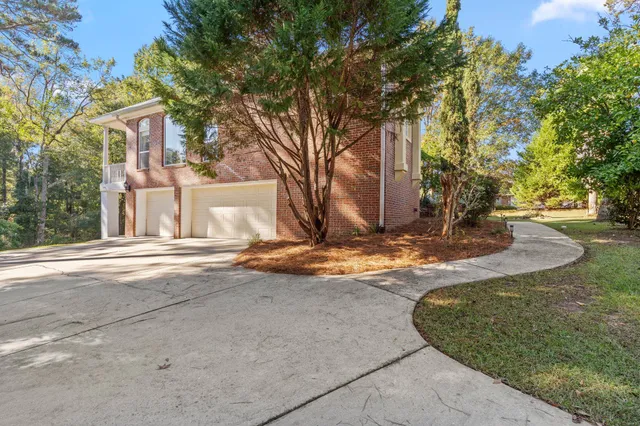 $999,900 | 8846 Glen Abby Drive, Tallahassee, FL 32312
