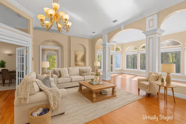 $999,900 | 8846 Glen Abby Drive, Tallahassee, FL 32312