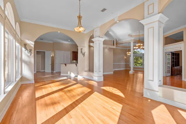 $999,900 | 8846 Glen Abby Drive, Tallahassee, FL 32312