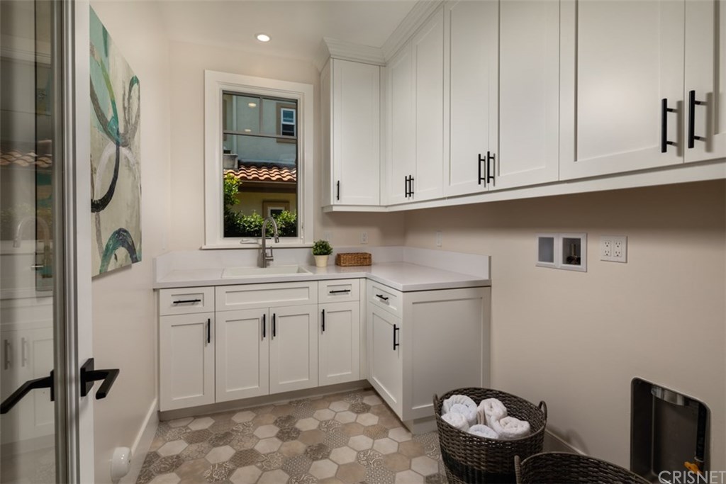 458 Woodward Boulevard Pasadena, CA 91107 - Photo 13 of 33