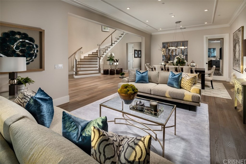 458 Woodward Boulevard Pasadena, CA 91107 - Photo 3 of 33