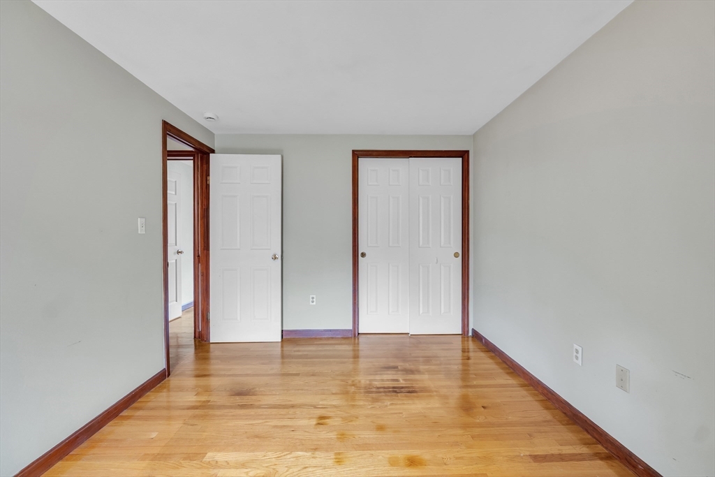 7 Hisgen Road Holland, MA 01521 - Photo 18 of 40 Gallery Image 18