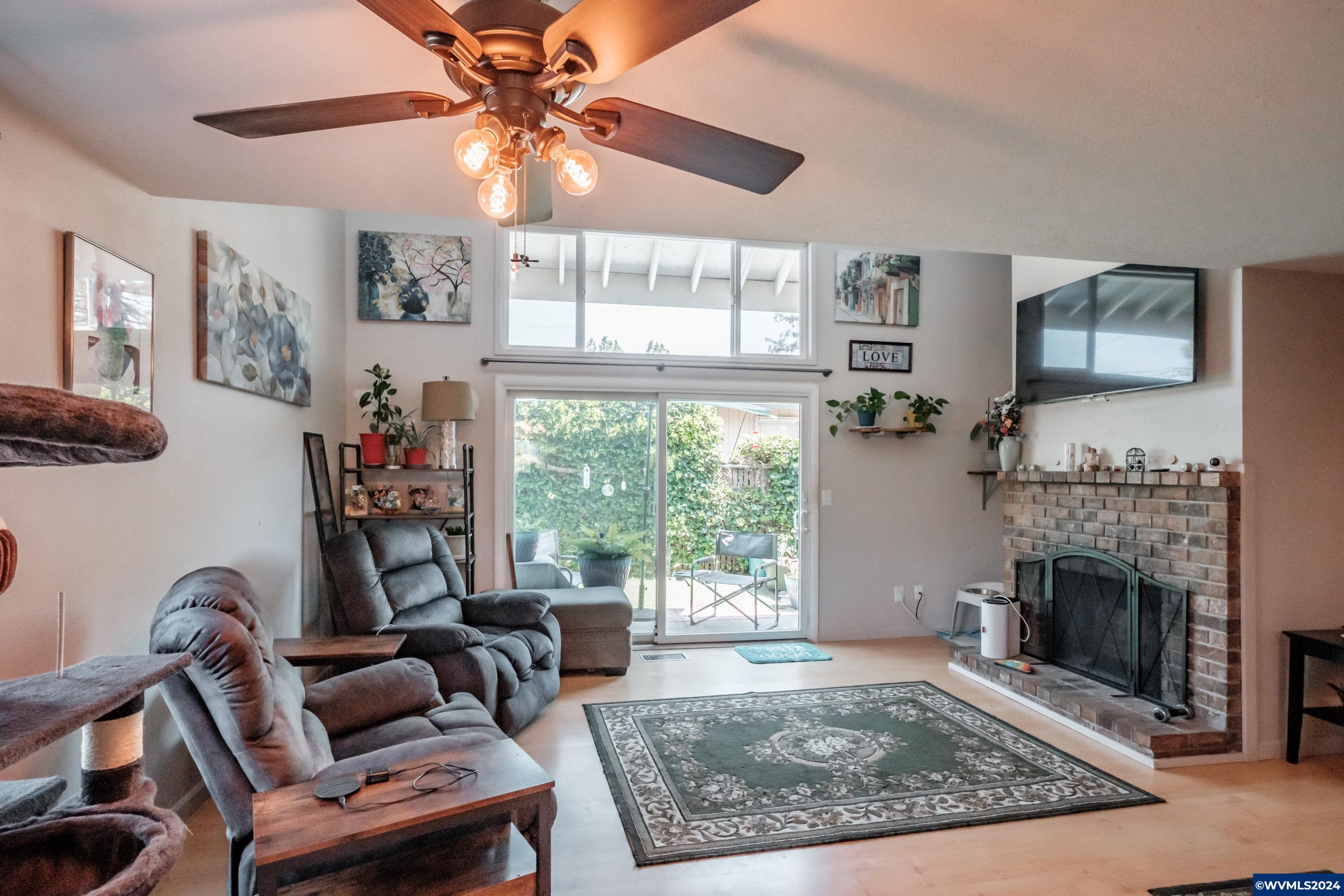 3878 Auburn Road Northeast Salem, OR 97301 - Photo 12 of 31
