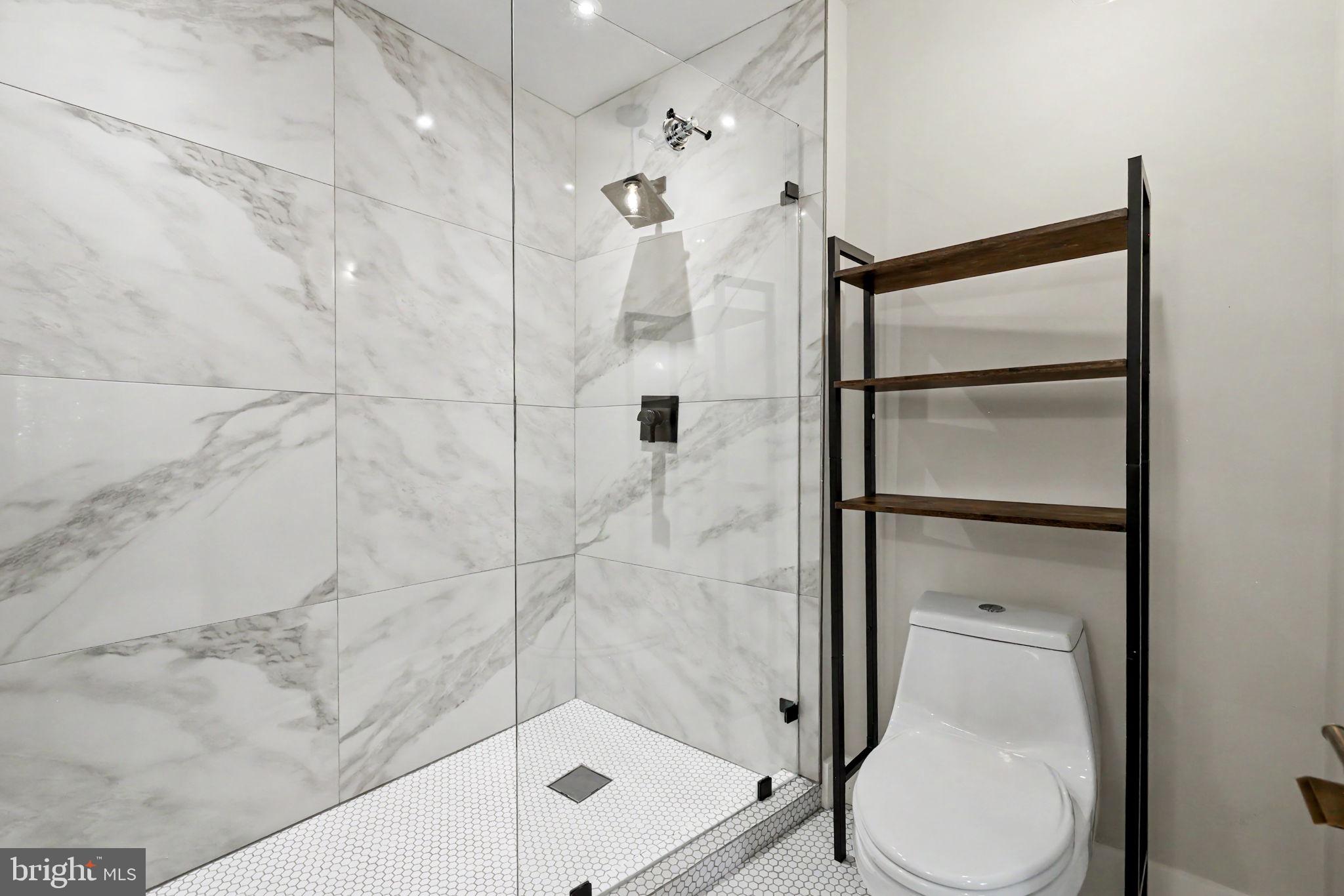 2105 Glencourse Lane Reston, VA 20191 - Photo 32 of 74