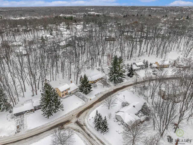 $399,000 | 446 Adaway Avenue Southeast, Ada, MI 49301