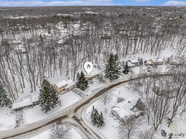 $387,500 | 446 Adaway Avenue Southeast, Ada, MI 49301