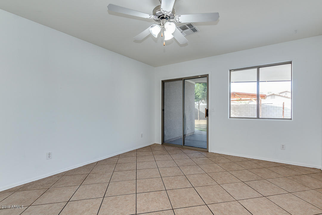 6626 West Riva Road Phoenix, AZ 85043 - Photo 5 of 34 06-Riva