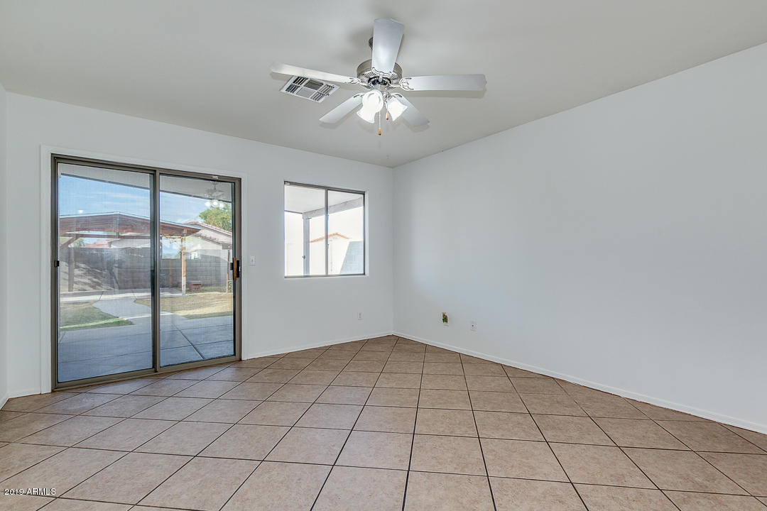 6626 West Riva Road Phoenix, AZ 85043 - Photo 6 of 34 07-Riva