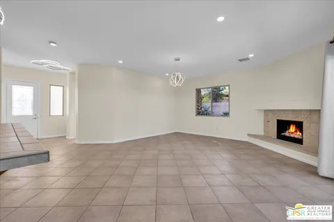 $850,000 | 2222 Wayne Road, Palm Springs, CA 92262