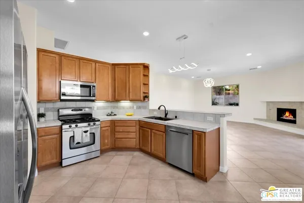 $850,000 | 2222 Wayne Road, Palm Springs, CA 92262