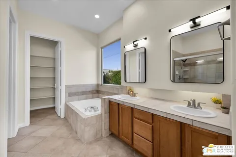 $850,000 | 2222 Wayne Road, Palm Springs, CA 92262