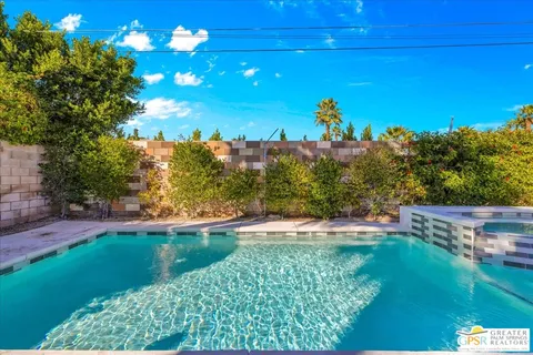 $850,000 | 2222 Wayne Road, Palm Springs, CA 92262