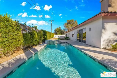$850,000 | 2222 Wayne Road, Palm Springs, CA 92262