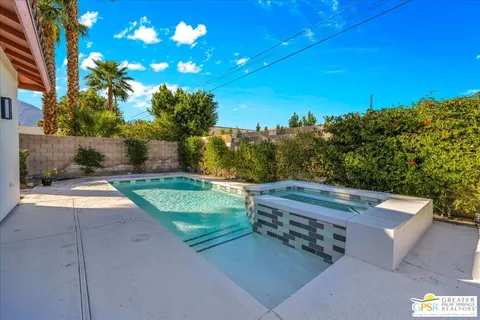 $850,000 | 2222 Wayne Road, Palm Springs, CA 92262