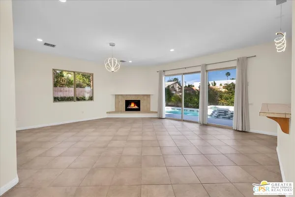 $850,000 | 2222 Wayne Road, Palm Springs, CA 92262