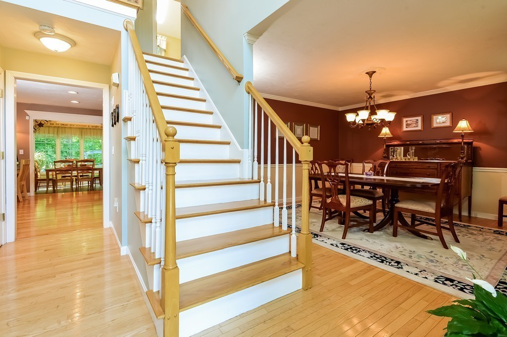 13 Auburn Road Franklin, MA 02038 - Photo 3 of 29 Gallery Image 3