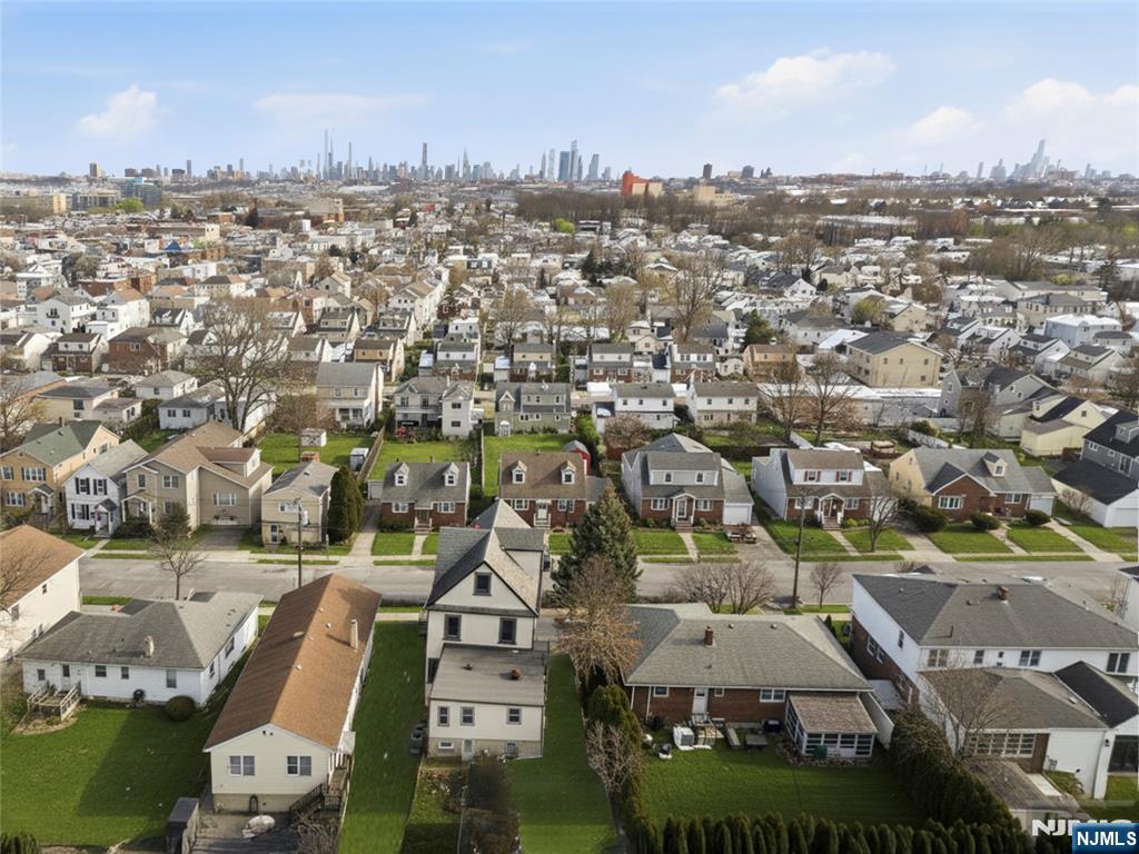 703 3rd Street Secaucus, NJ 07094 - Photo 45 of 49