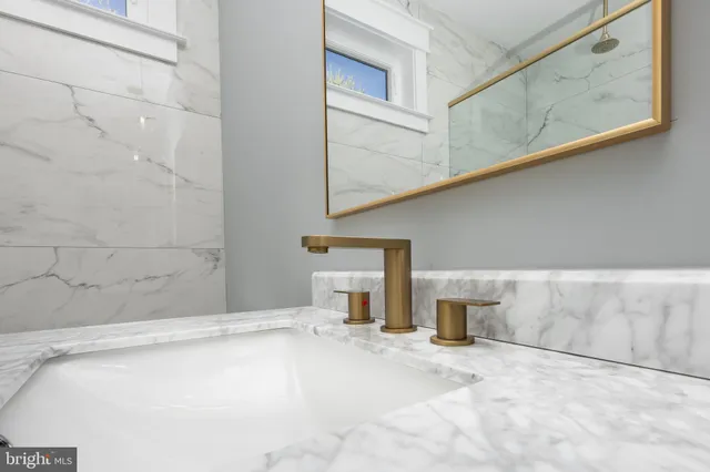 $2,995 | 5692 King Stuart Drive, Salisbury, MD 21801