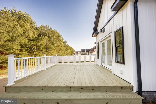 $2,995 | 5692 King Stuart Drive, Salisbury, MD 21801