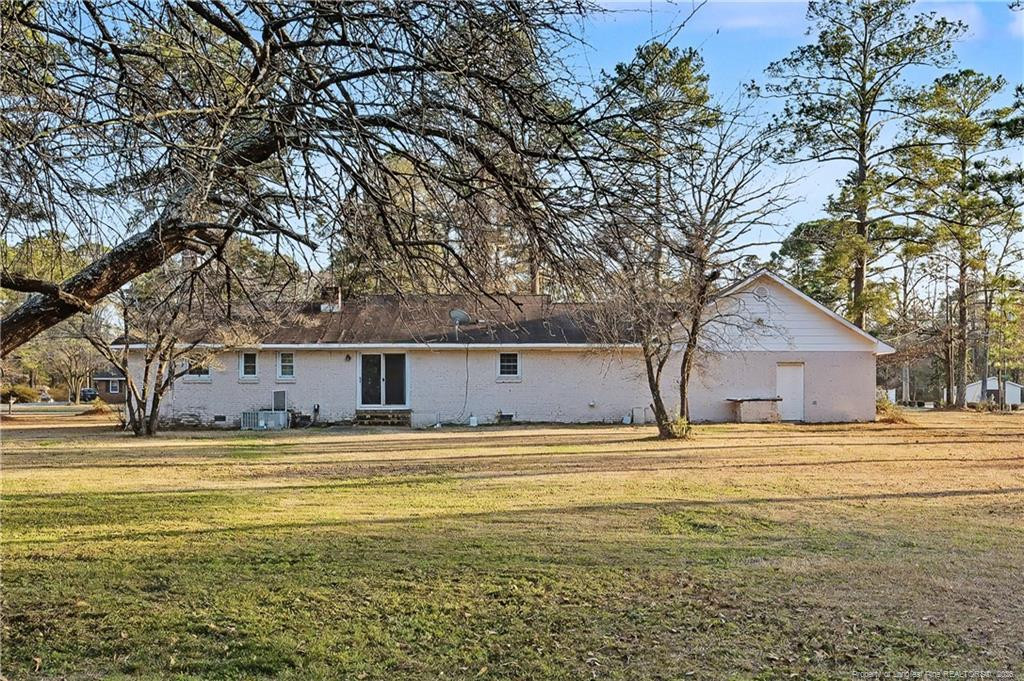 347 Forest Road Lumberton, NC 28358 - Photo 7 of 45 a house that has a tree in front of it