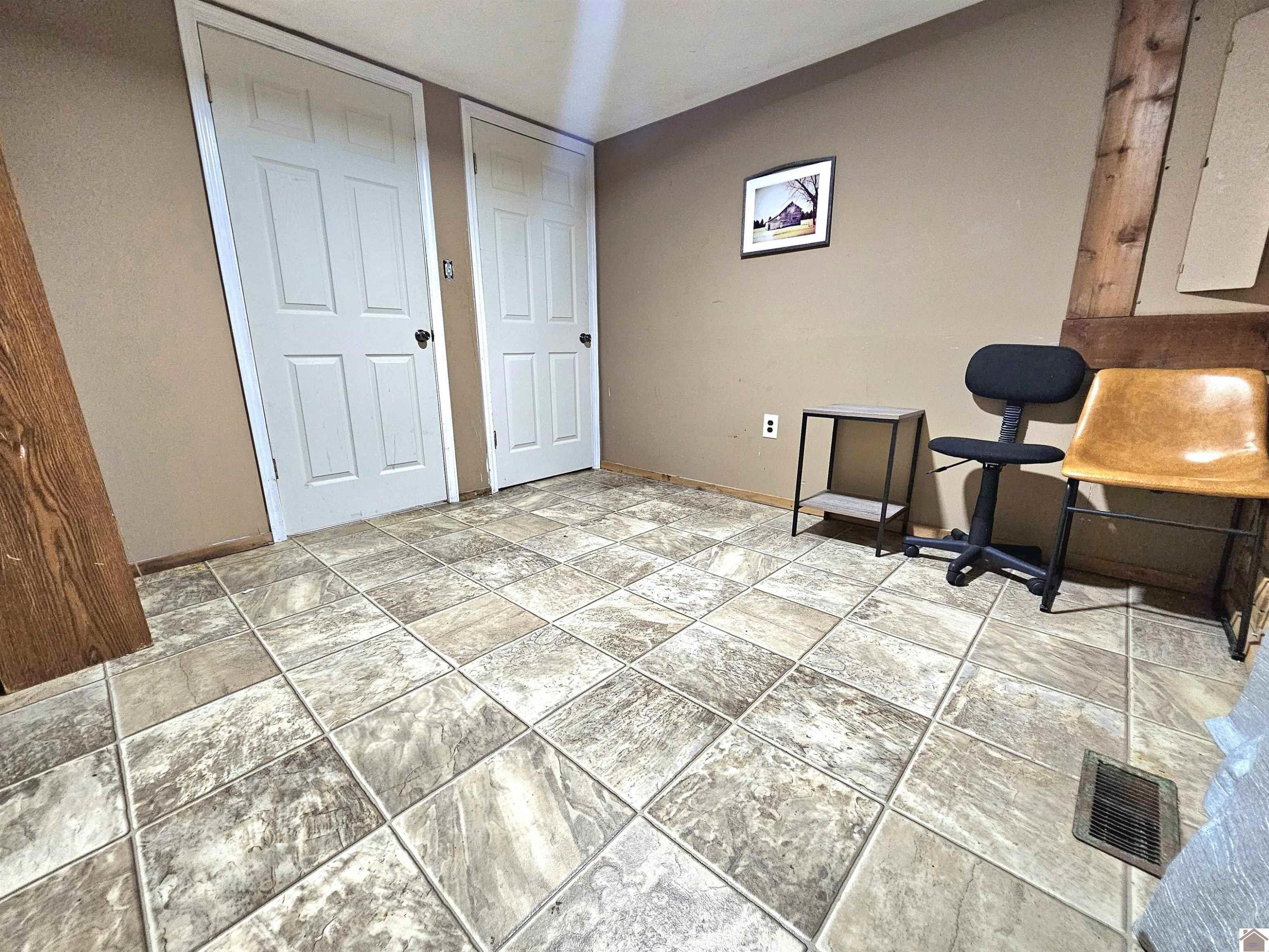 198 Mandor Road Hardin, KY 42048 - Photo 12 of 15 Photo 12