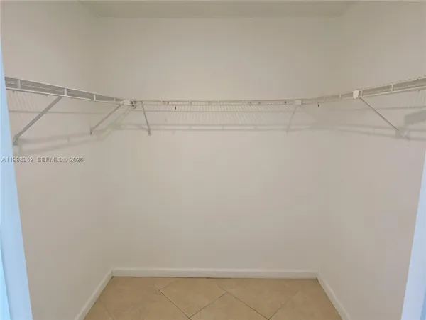 $2,900 | 3800 South Ocean Drive, Unit 611, Hollywood, FL 33019