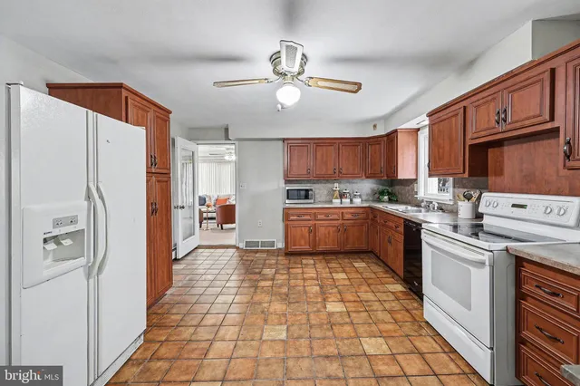 $270,000 | 1412 Ford Avenue, Harrisburg, PA 17109