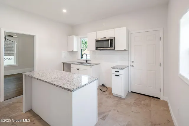 $339,900 | 10 Lincoln Avenue, Bethlehem, NY 12054