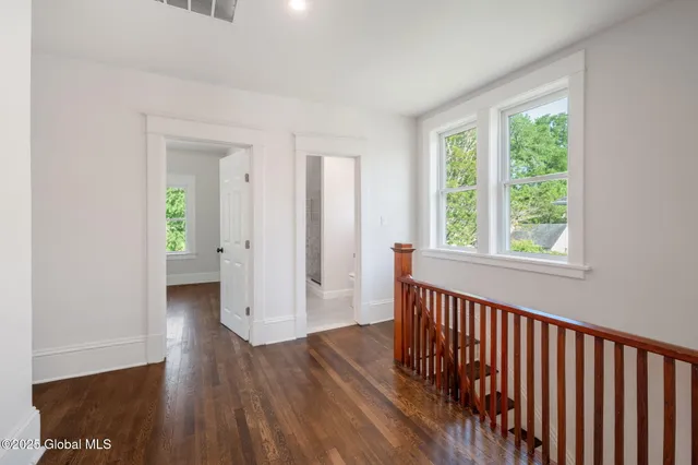 $339,900 | 10 Lincoln Avenue, Bethlehem, NY 12054