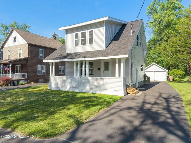 $339,900 | 10 Lincoln Avenue, Bethlehem, NY 12054