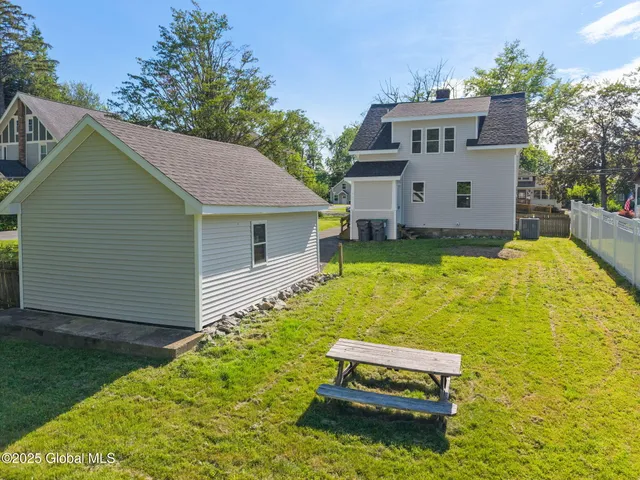 $339,900 | 10 Lincoln Avenue, Bethlehem, NY 12054