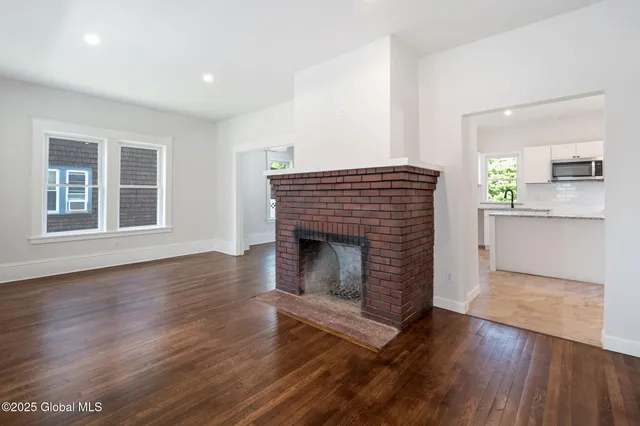 $339,900 | 10 Lincoln Avenue, Bethlehem, NY 12054