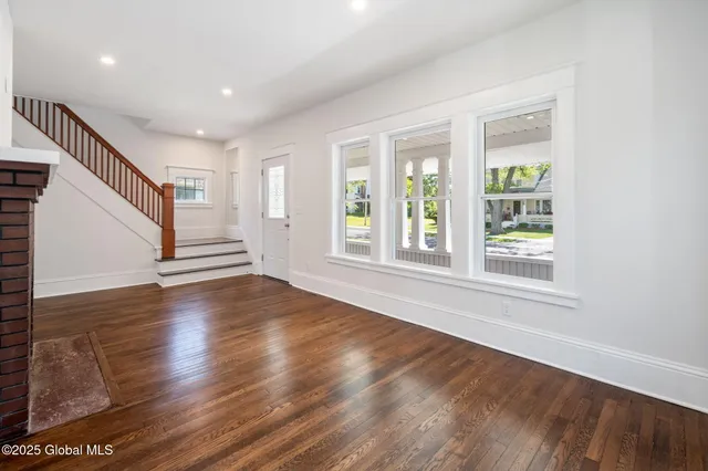 $339,900 | 10 Lincoln Avenue, Bethlehem, NY 12054