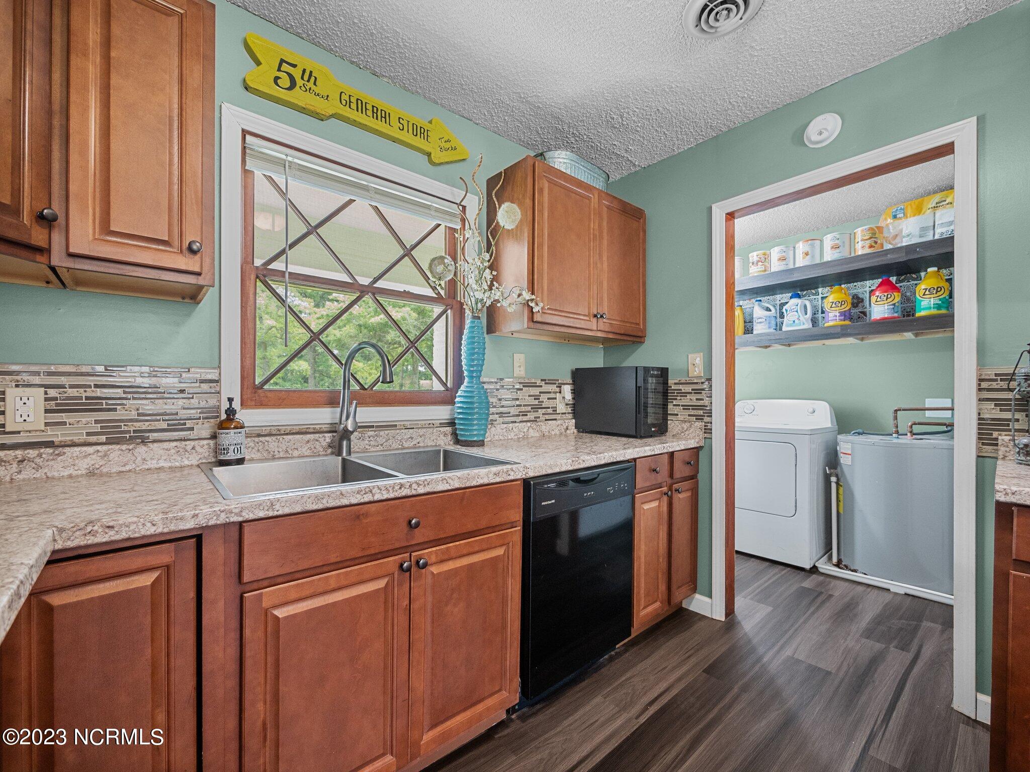 1301 Old Maplehurst Road Jacksonville, NC 28540 - Photo 23 of 50 26-web-or-mls-M1B10565