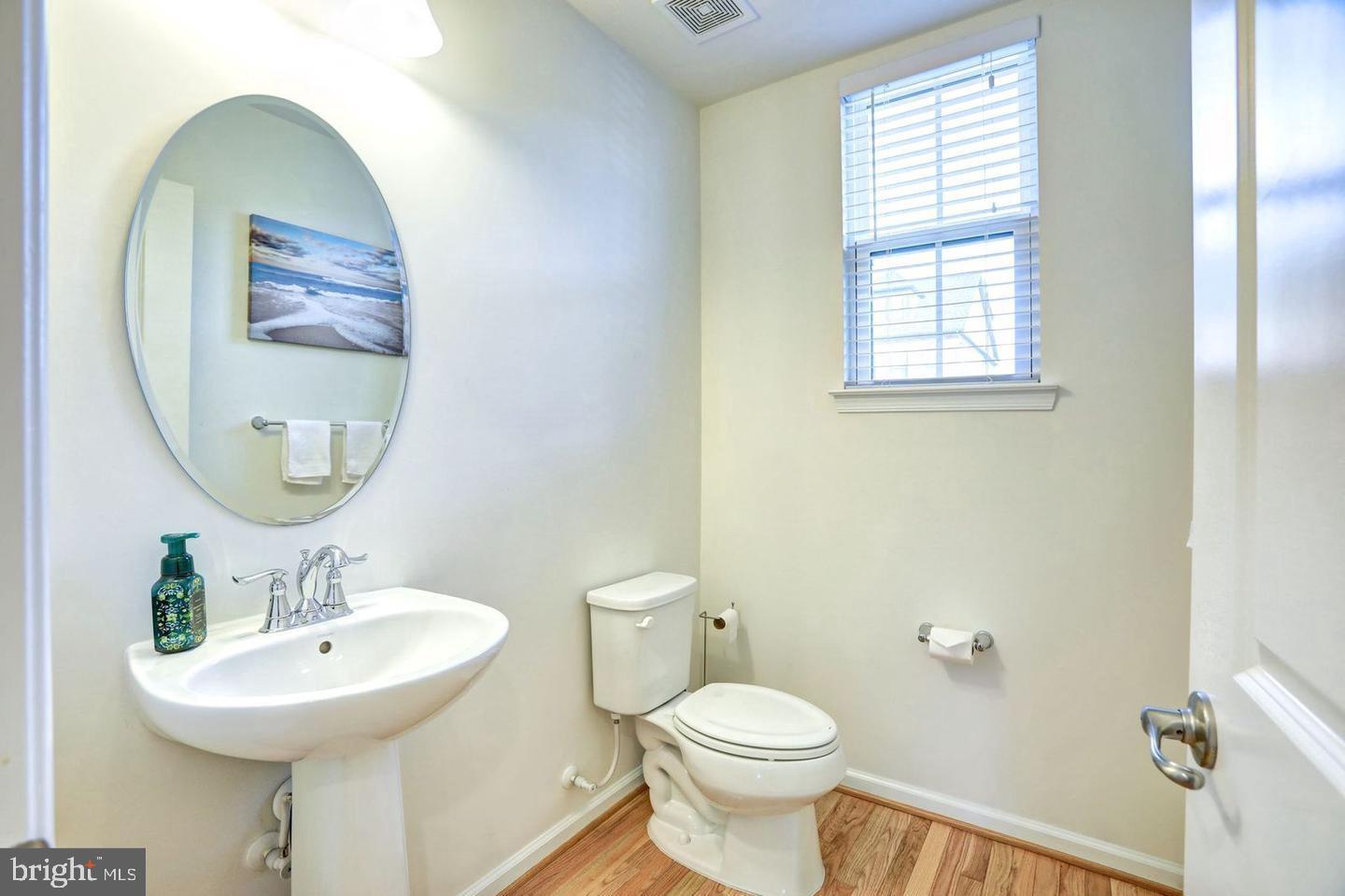 43397 Charitable Street Ashburn, VA 20148 - Photo 9 of 23