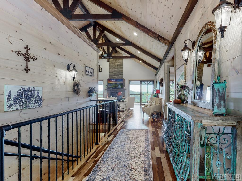 539 Jim Cochran Road Franklin, NC 28734 - Photo 10 of 60 Gallery Image 10