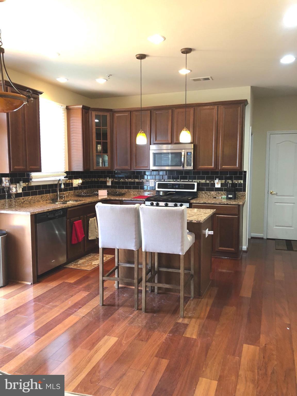 6904 Wade Avenue Clinton, MD 20735 - Photo 16 of 23 Kitchen