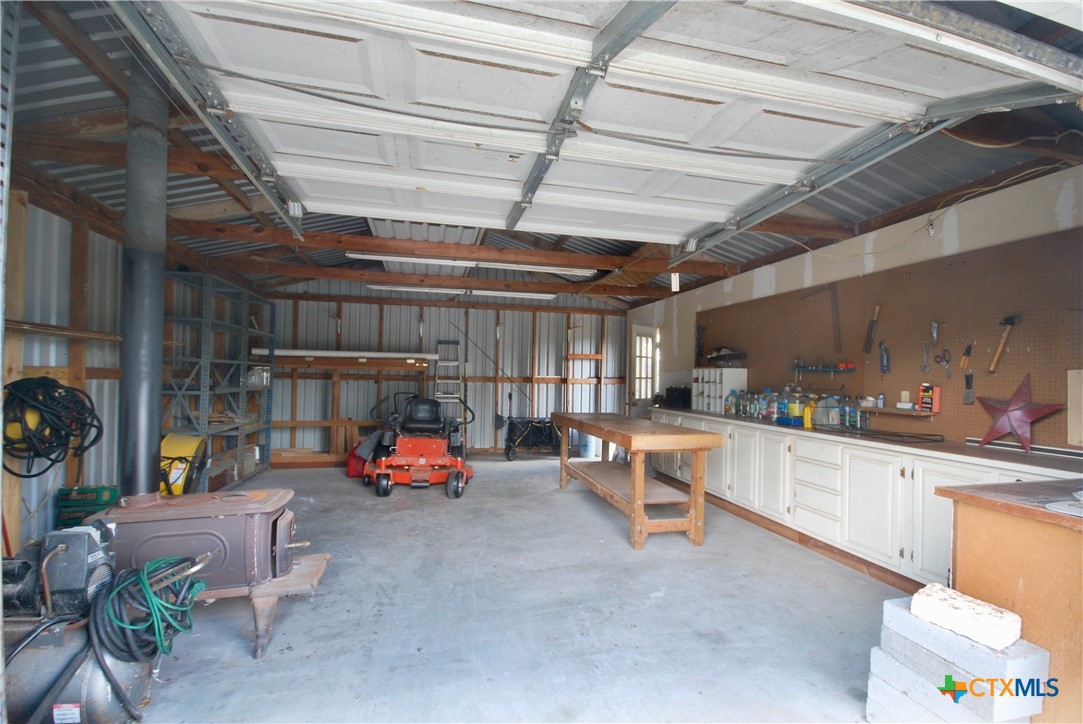 302 South Main Street Schulenburg, TX 78956 - Photo 26 of 39