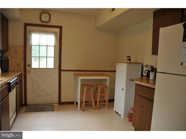 632 Schwab Road Hatfield, PA 19440 - Photo 8 of 25 Kitchen