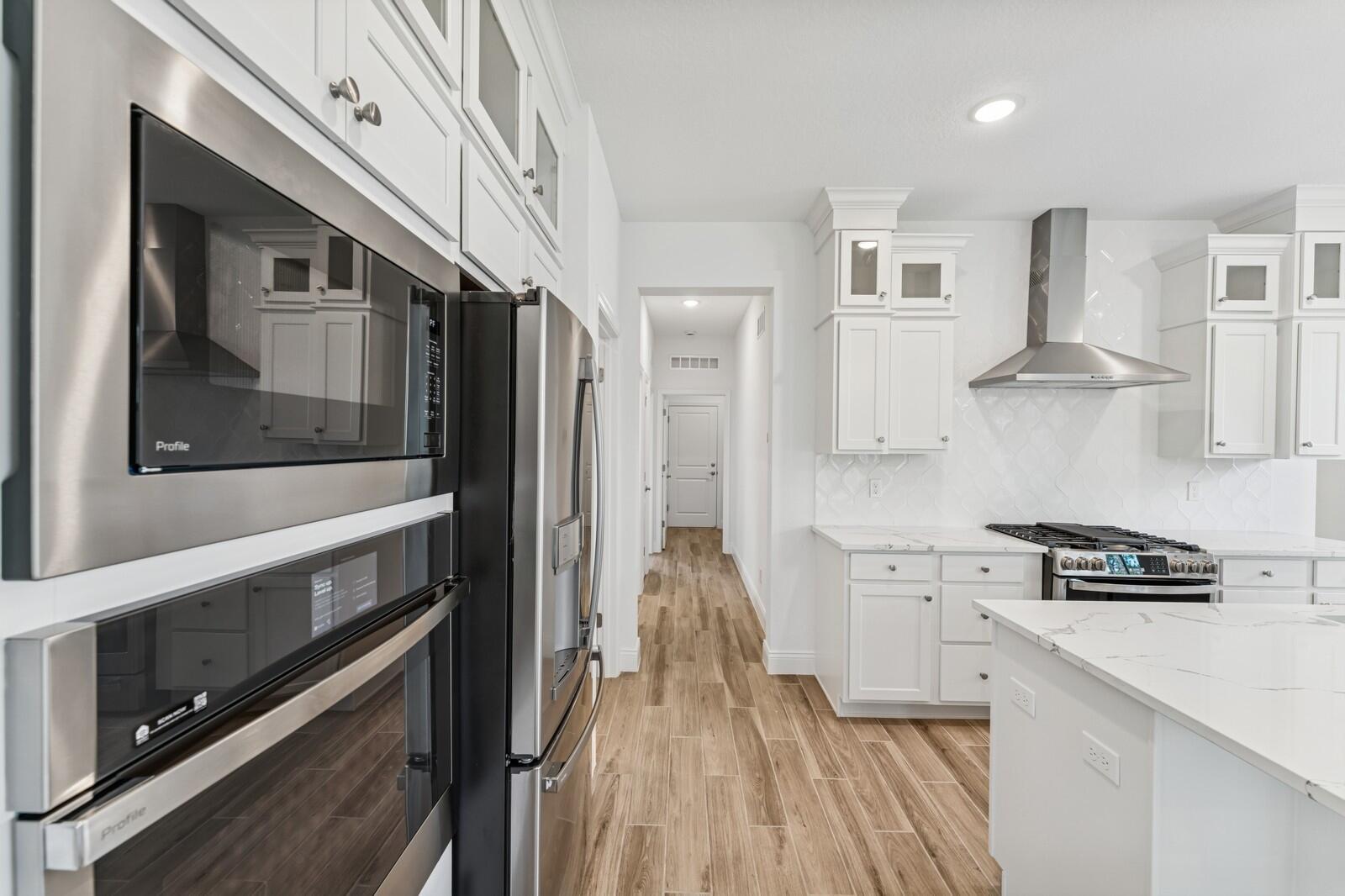 10259 Dreamweaver Road, Unit 31 Port St. Lucie, FL 34987 - Photo 12 of 45 Kitchen