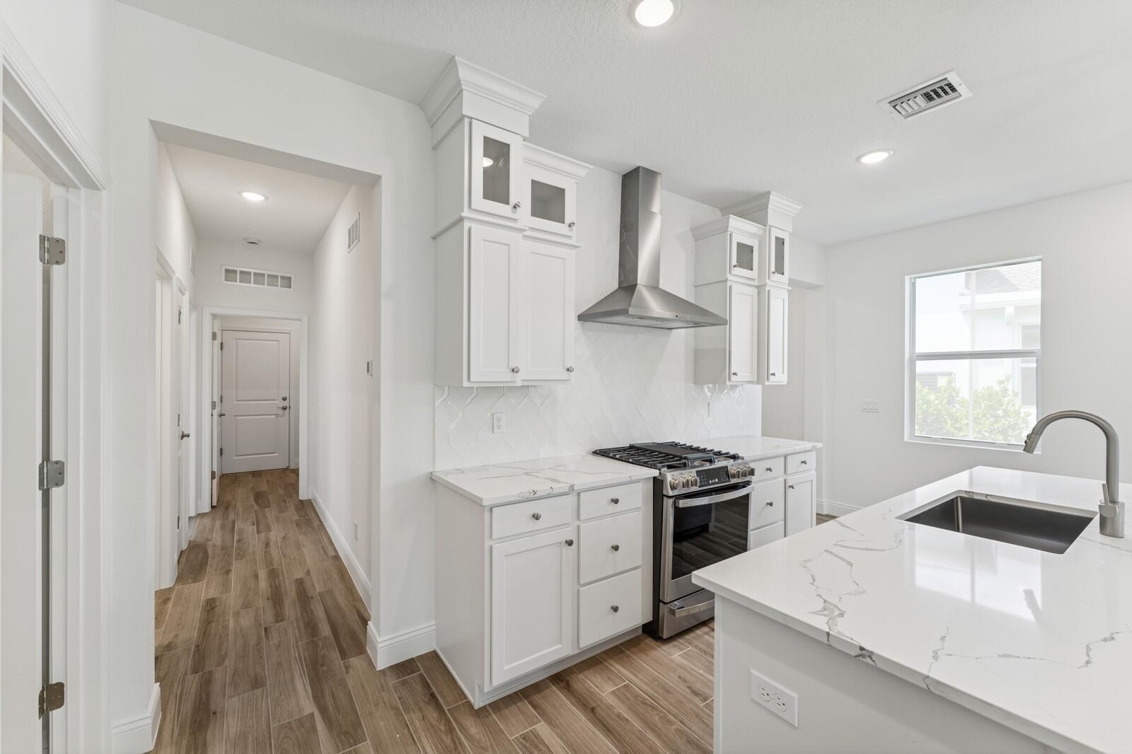 10259 Dreamweaver Road, Unit 31 Port St. Lucie, FL 34987 - Photo 13 of 45 Kitchen