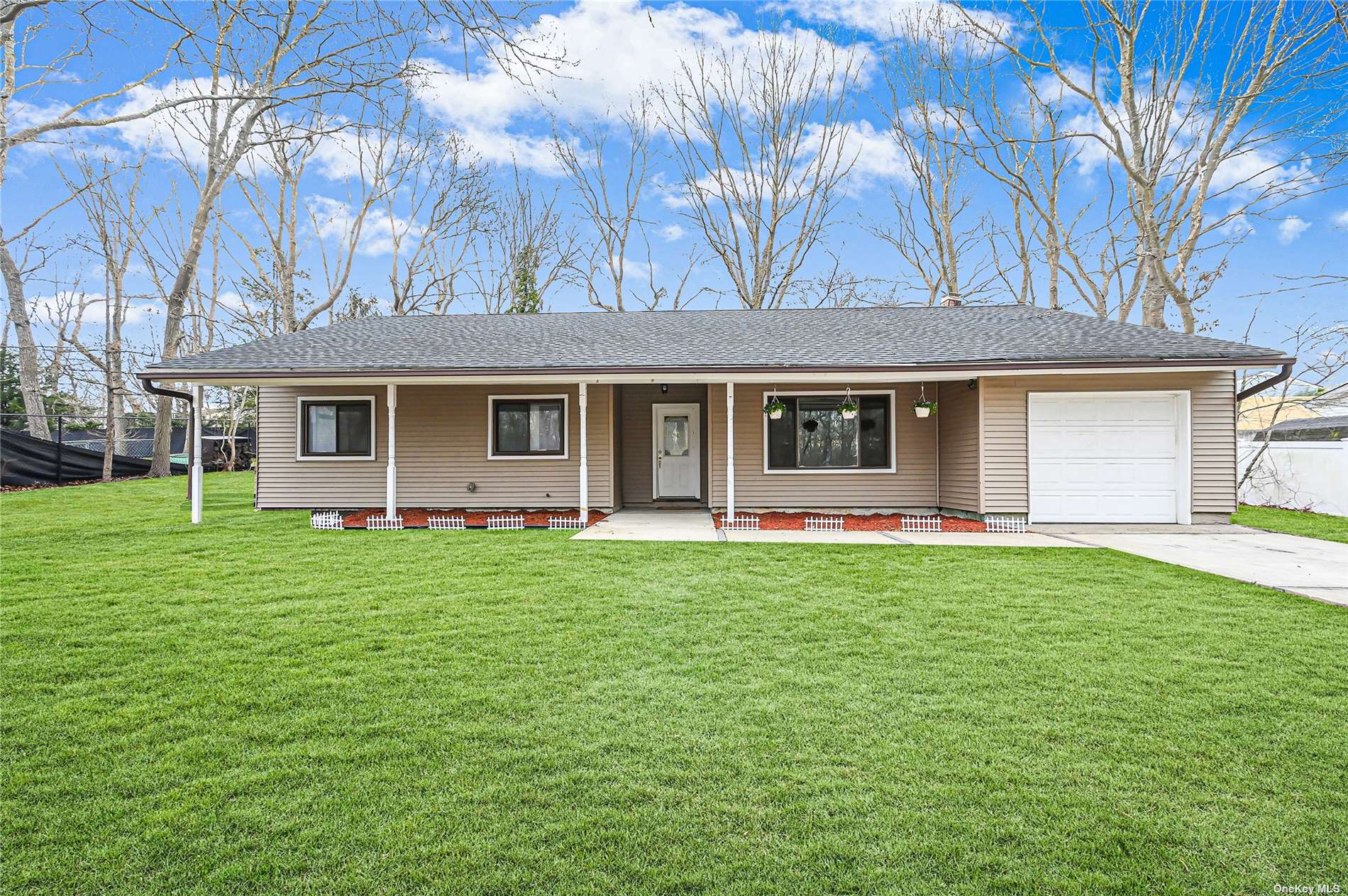 291 Smith Road Shirley, NY 11967 - Photo 1 of 1 Gallery Image 1