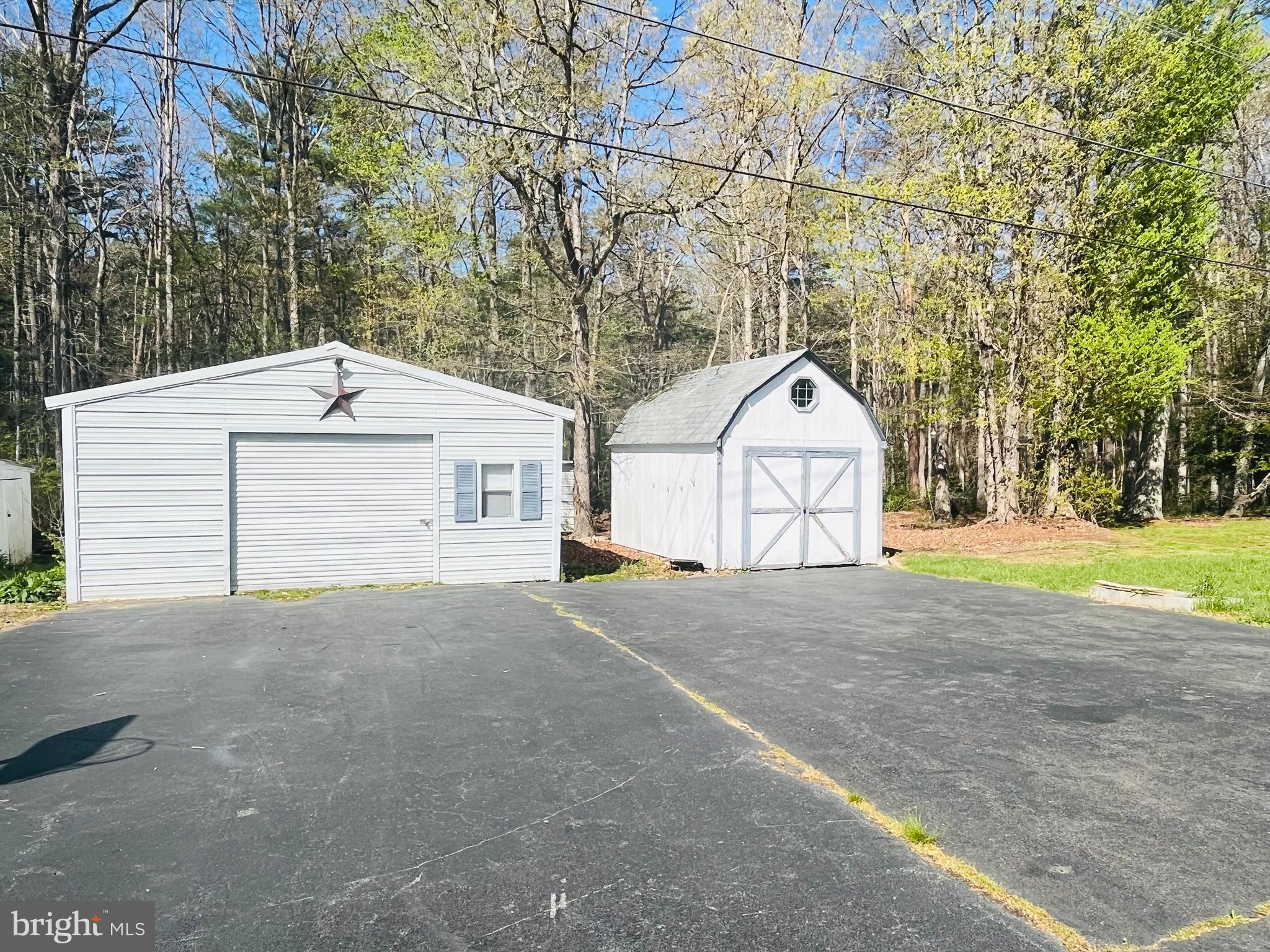 9806 Brock Road Spotsylvania, VA 22553 - Photo 14 of 15 Garage and Shed