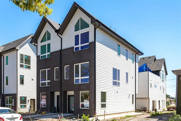 $3,500 | 1592 Ames Street, Lakewood, CO 80214