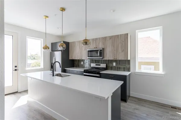 $3,500 | 1592 Ames Street, Lakewood, CO 80214