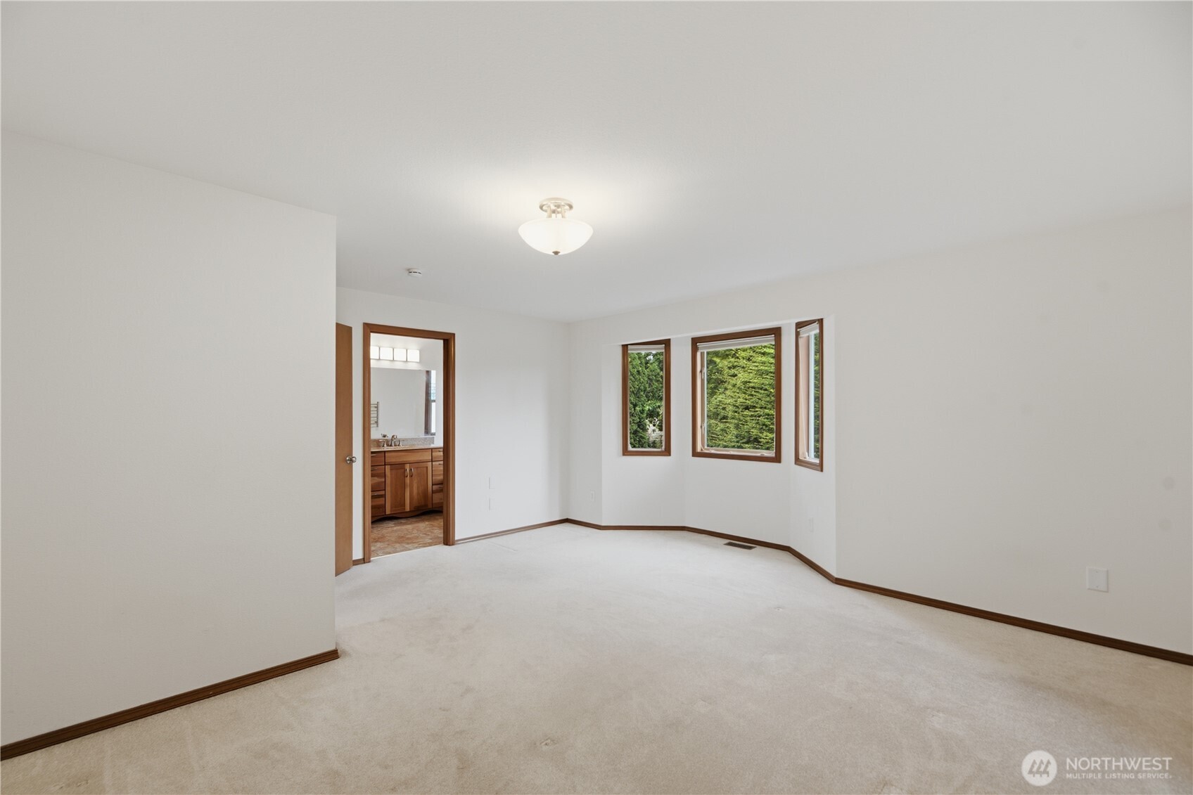 19022 102nd Avenue Southeast Renton, WA 98055 - Photo 16 of 36